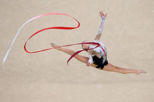 GettyImages-592331254-Gymnastique-rythmique-scaled